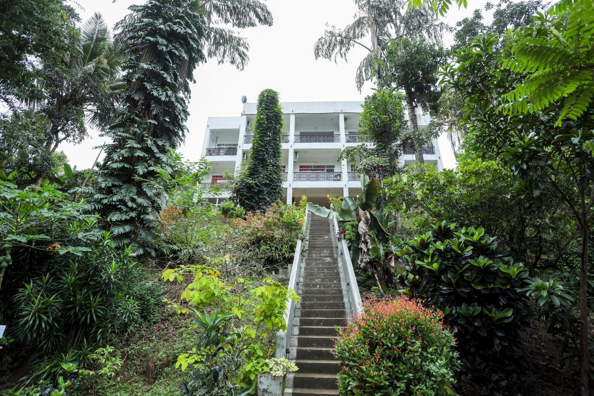 Kandy Rivers Edge Nature Resort Exteriér fotografie